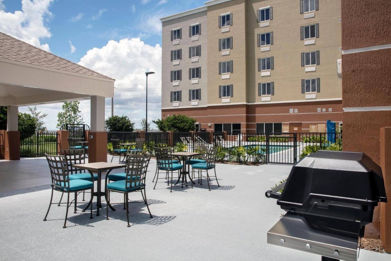 Candlewood Suites - Miami Exec Airport - Kendall By Ihg Country Walk Exterior foto
